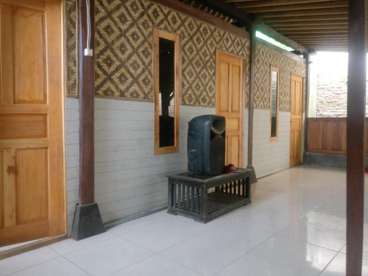 Homestay Kurnia Бантул Экстерьер фото