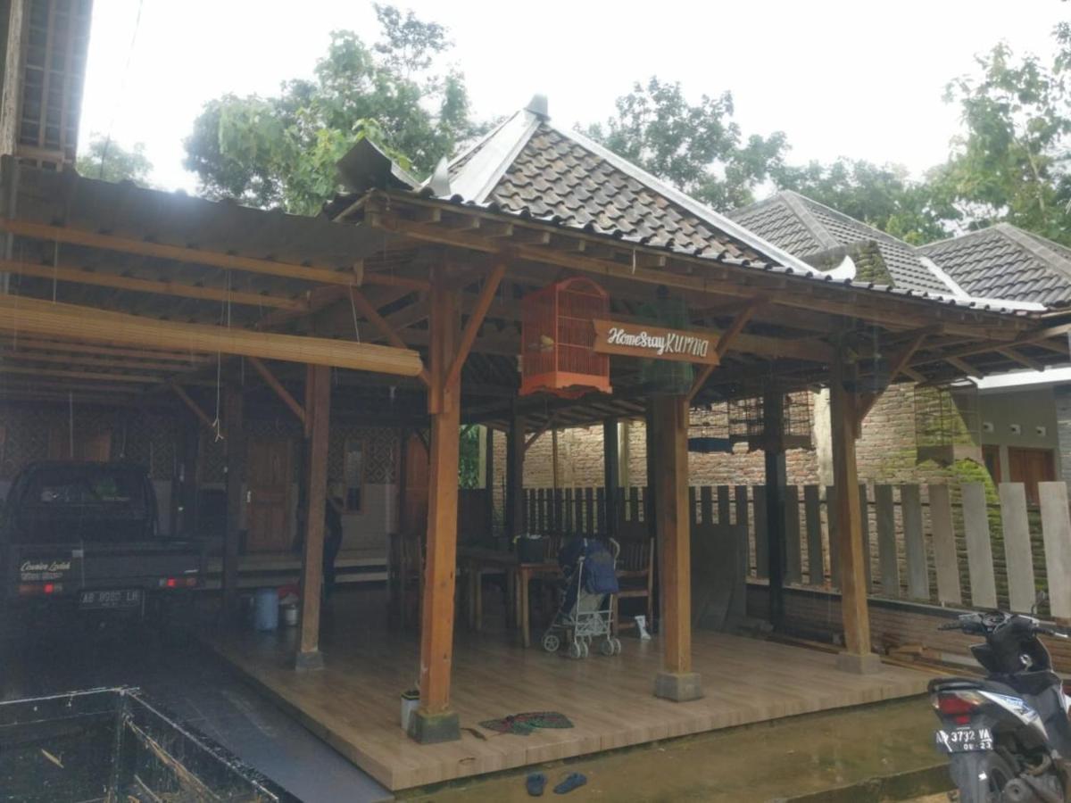 Homestay Kurnia Бантул Экстерьер фото
